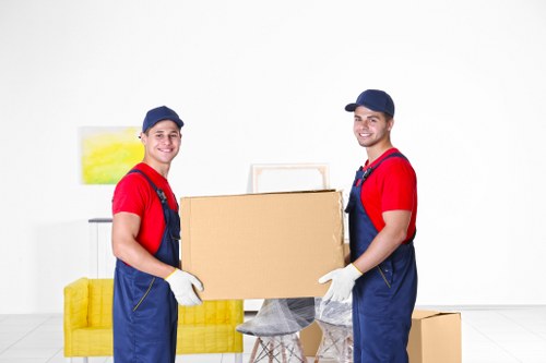 Removal team preparing a transparent price estimate for a London move