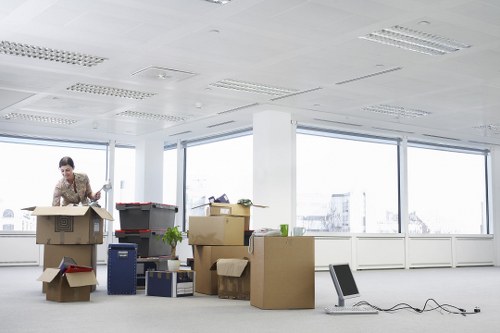 Flexible van service for moving boxes and household items