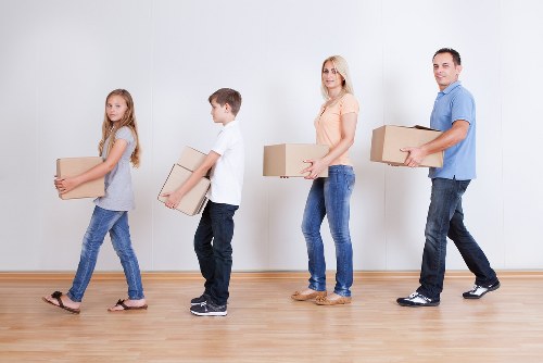 Protective wrapping and box selection for fragile items